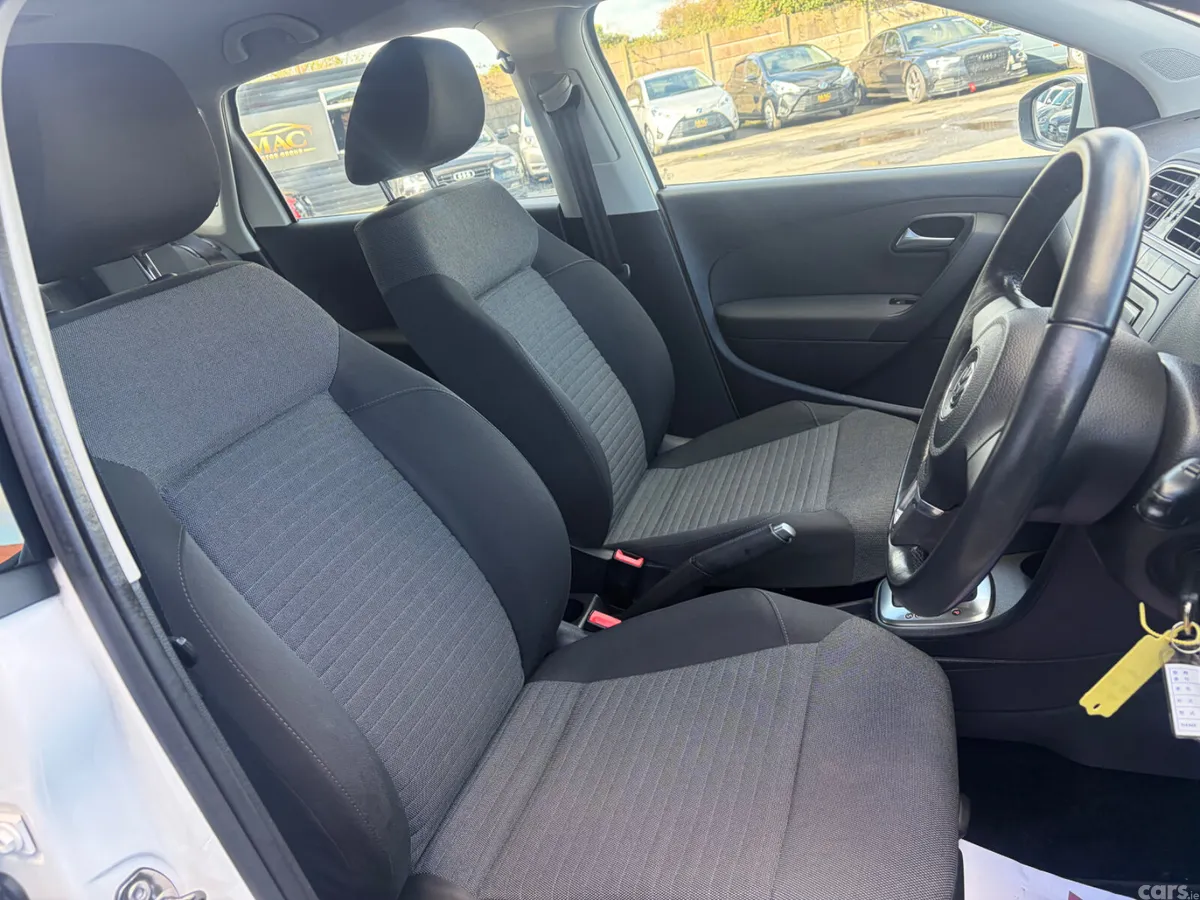 Volkswagen Polo Hatchback, Petrol, 2014, White