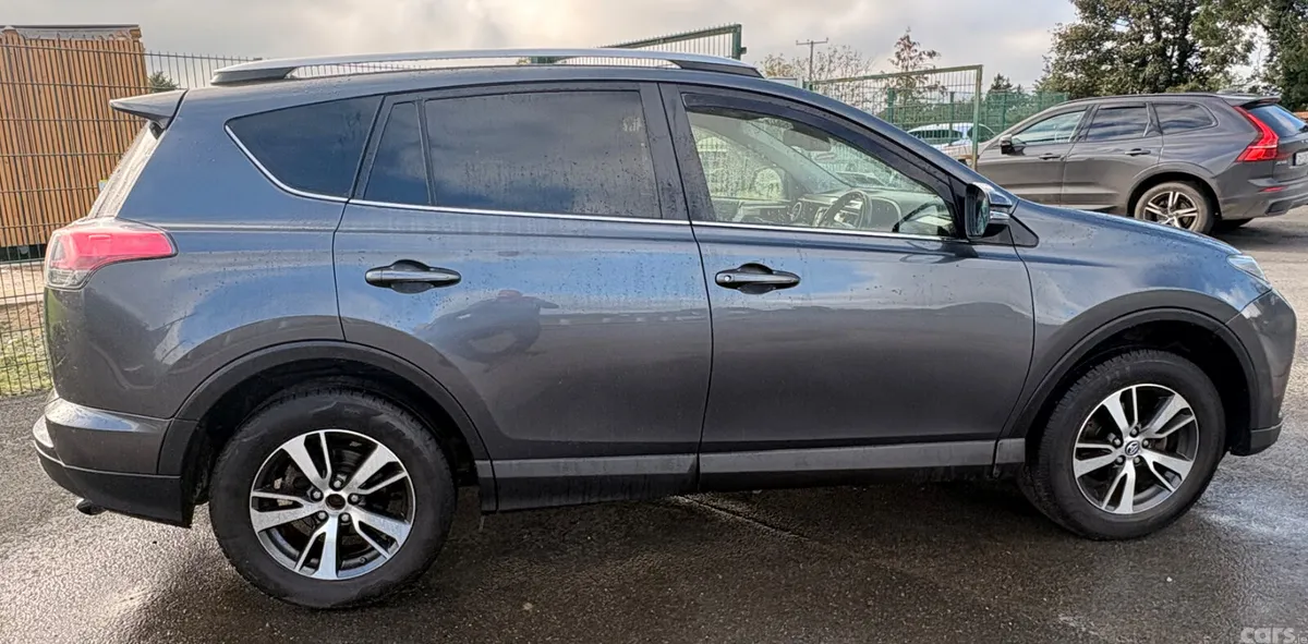 Toyota RAV4 SUV, Diesel, 2016, Grey