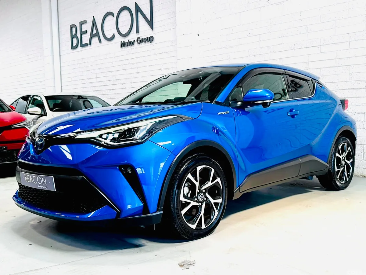 Toyota C-HR SUV, Petrol Hybrid, 2020, Blue