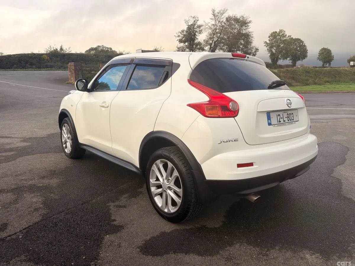 Nissan Juke SUV, Diesel, 2012, White
