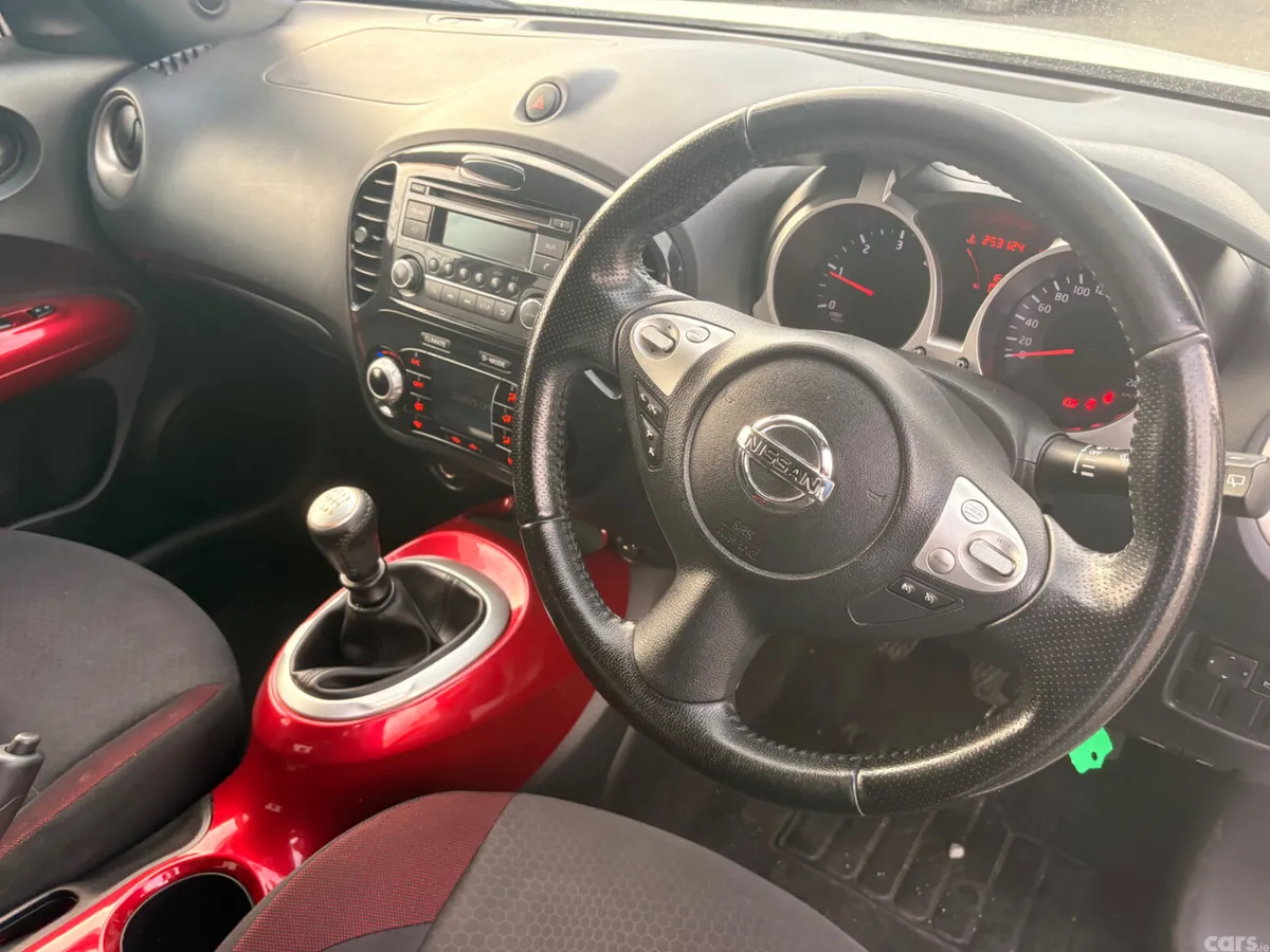 Nissan Juke SUV, Diesel, 2012, White