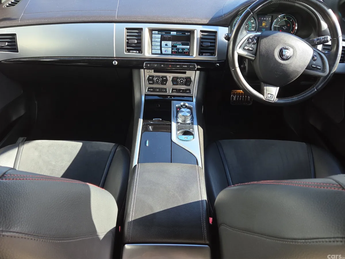 Jaguar XF Saloon, Diesel, 2014, Black