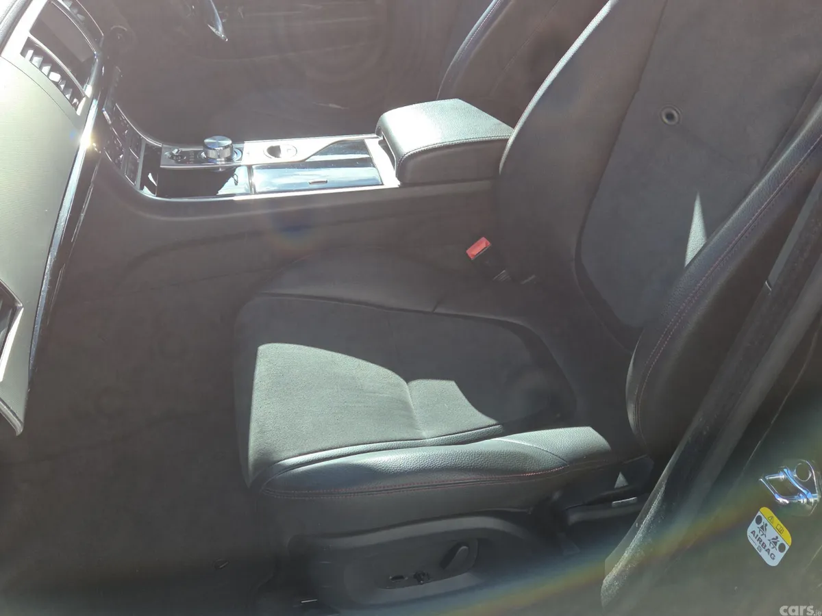 Jaguar XF Saloon, Diesel, 2014, Black
