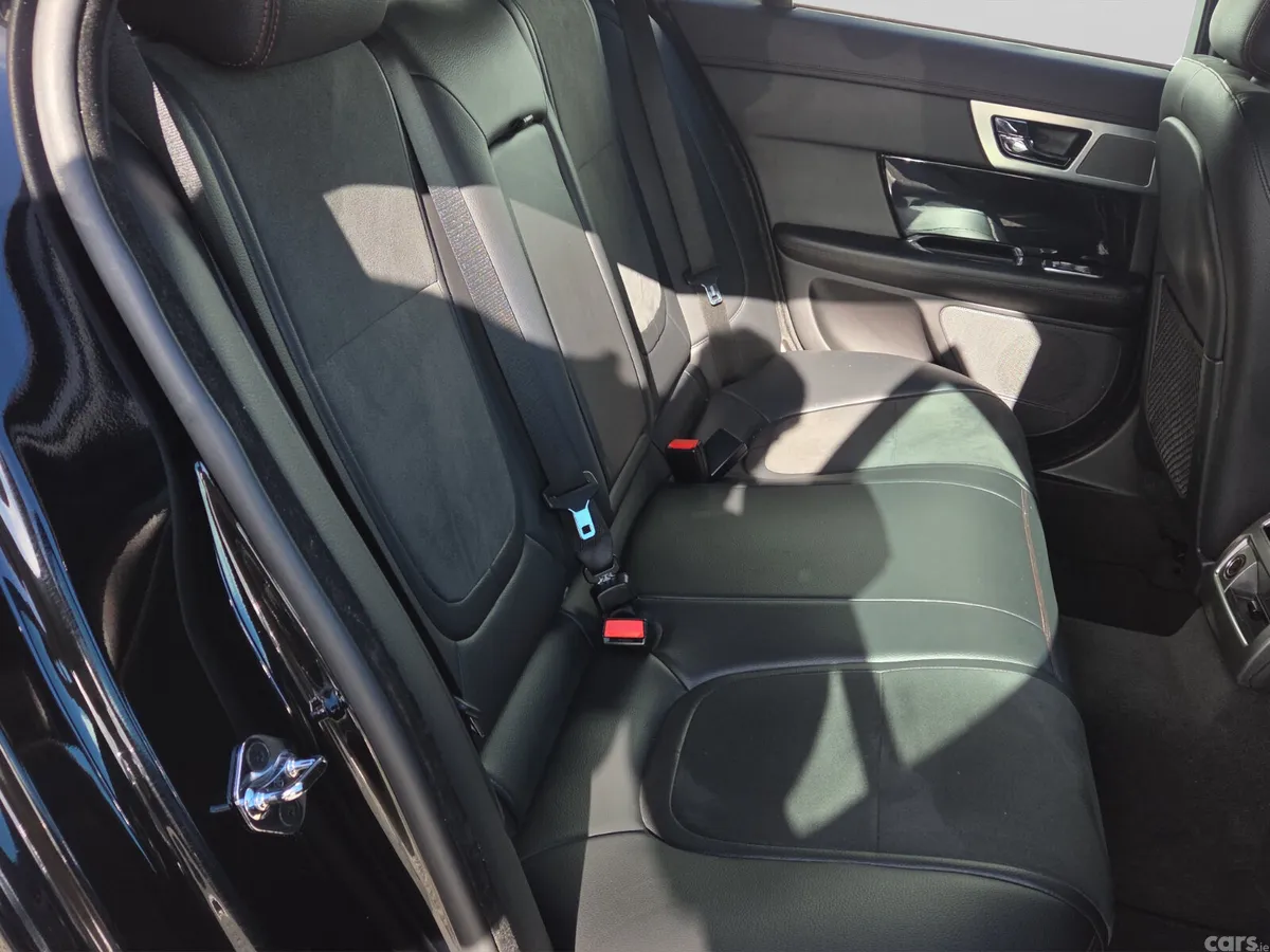 Jaguar XF Saloon, Diesel, 2014, Black