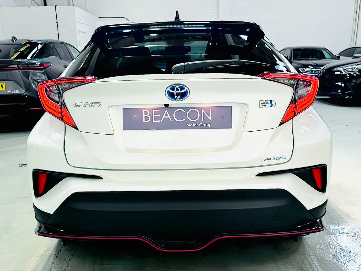 Toyota C-HR Hatchback, Petrol Hybrid, 2019, White