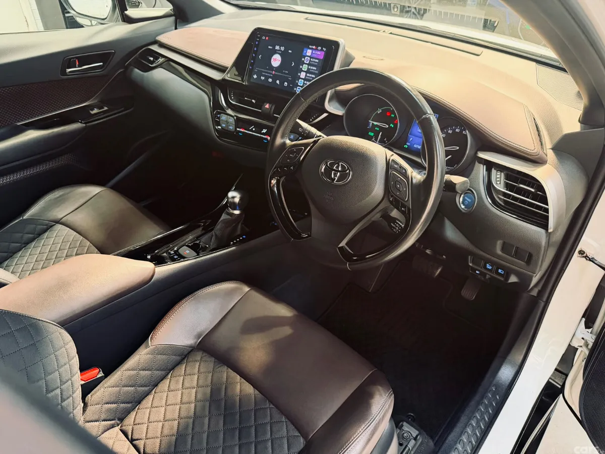 Toyota C-HR Hatchback, Petrol Hybrid, 2019, White