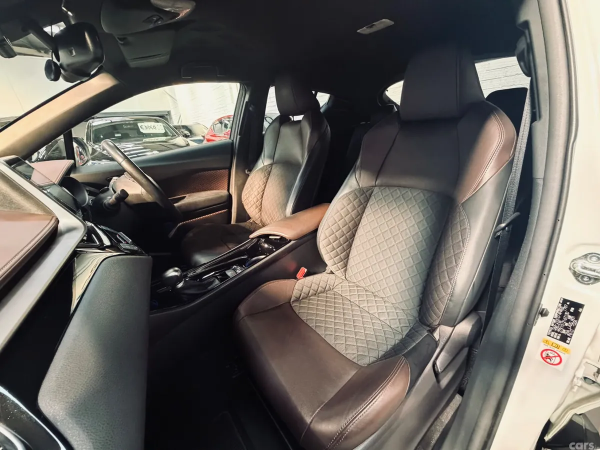Toyota C-HR Hatchback, Petrol Hybrid, 2019, White