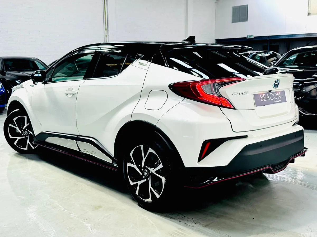 Toyota C-HR Hatchback, Petrol Hybrid, 2019, White