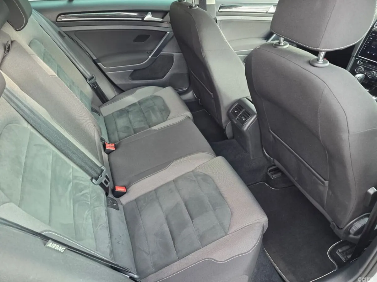 Volkswagen Golf Hatchback, Petrol, 2018, White