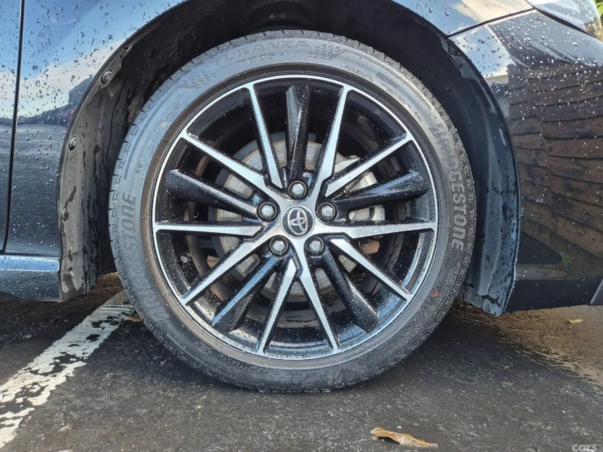 Toyota Camry Saloon, Petrol Hybrid, 2022, Black