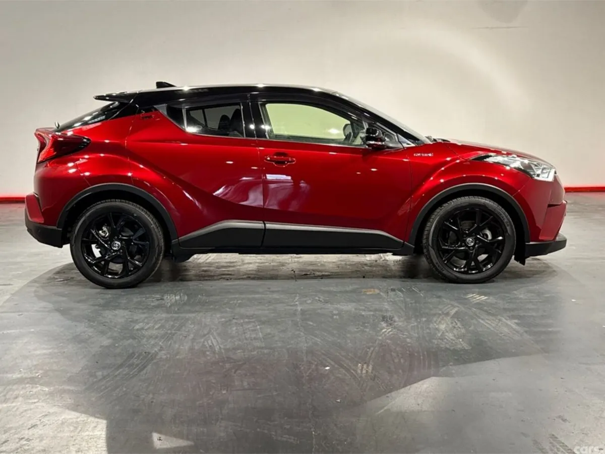 Toyota C-HR SUV, Petrol Hybrid, 2019, Red