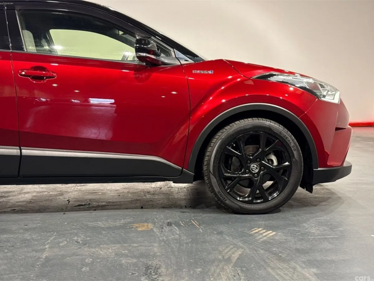 Toyota C-HR SUV, Petrol Hybrid, 2019, Red