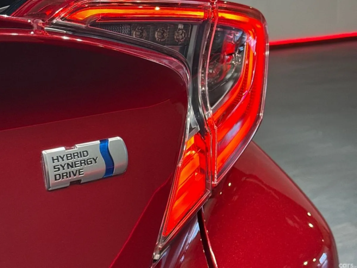 Toyota C-HR SUV, Petrol Hybrid, 2019, Red