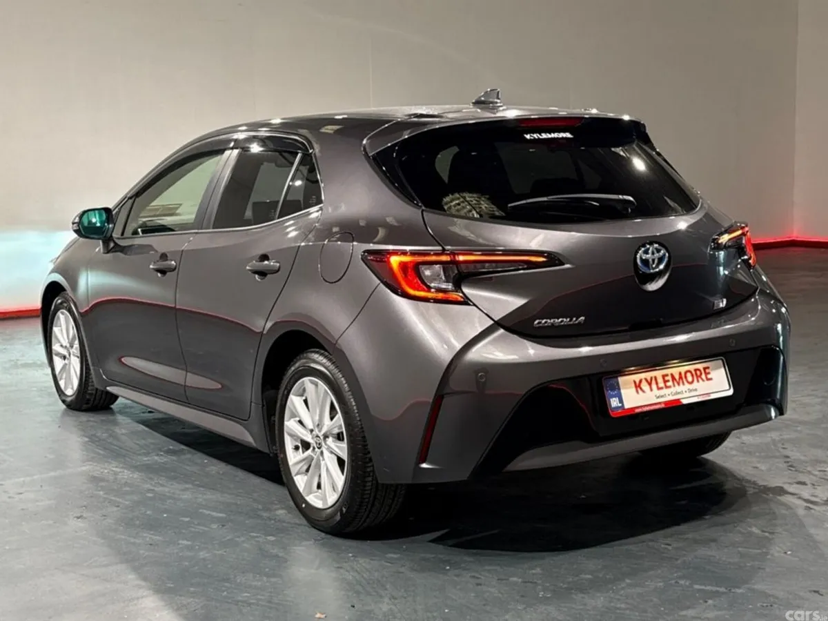 Toyota Corolla Hatchback, Petrol Hybrid, 2023, Grey