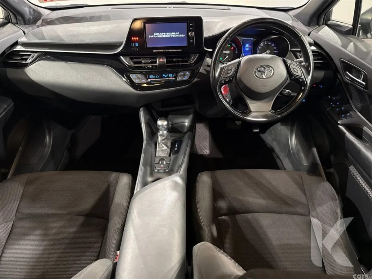 Toyota C-HR SUV, Petrol Hybrid, 2017, Silver