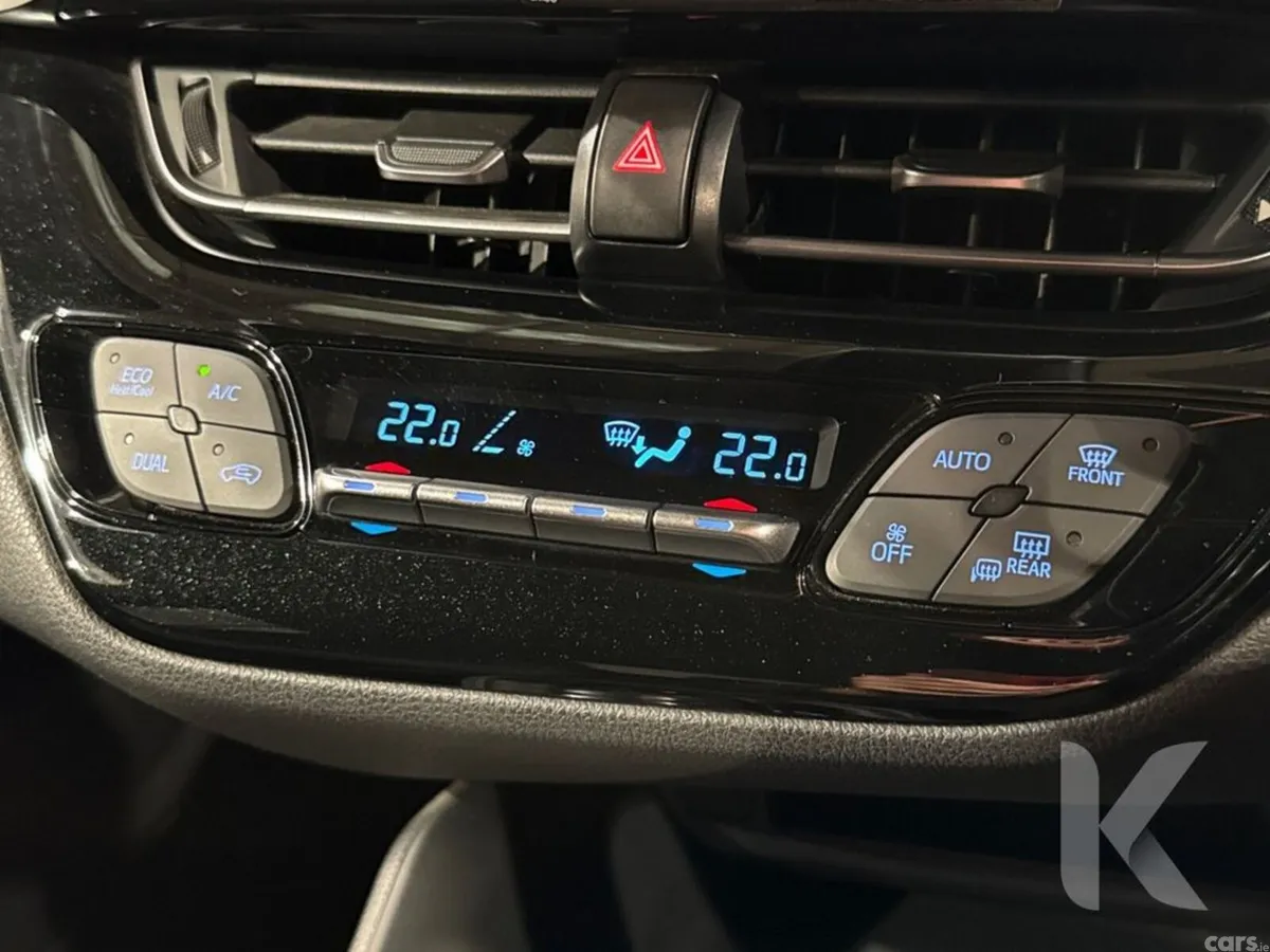 Toyota C-HR SUV, Petrol Hybrid, 2017, Silver