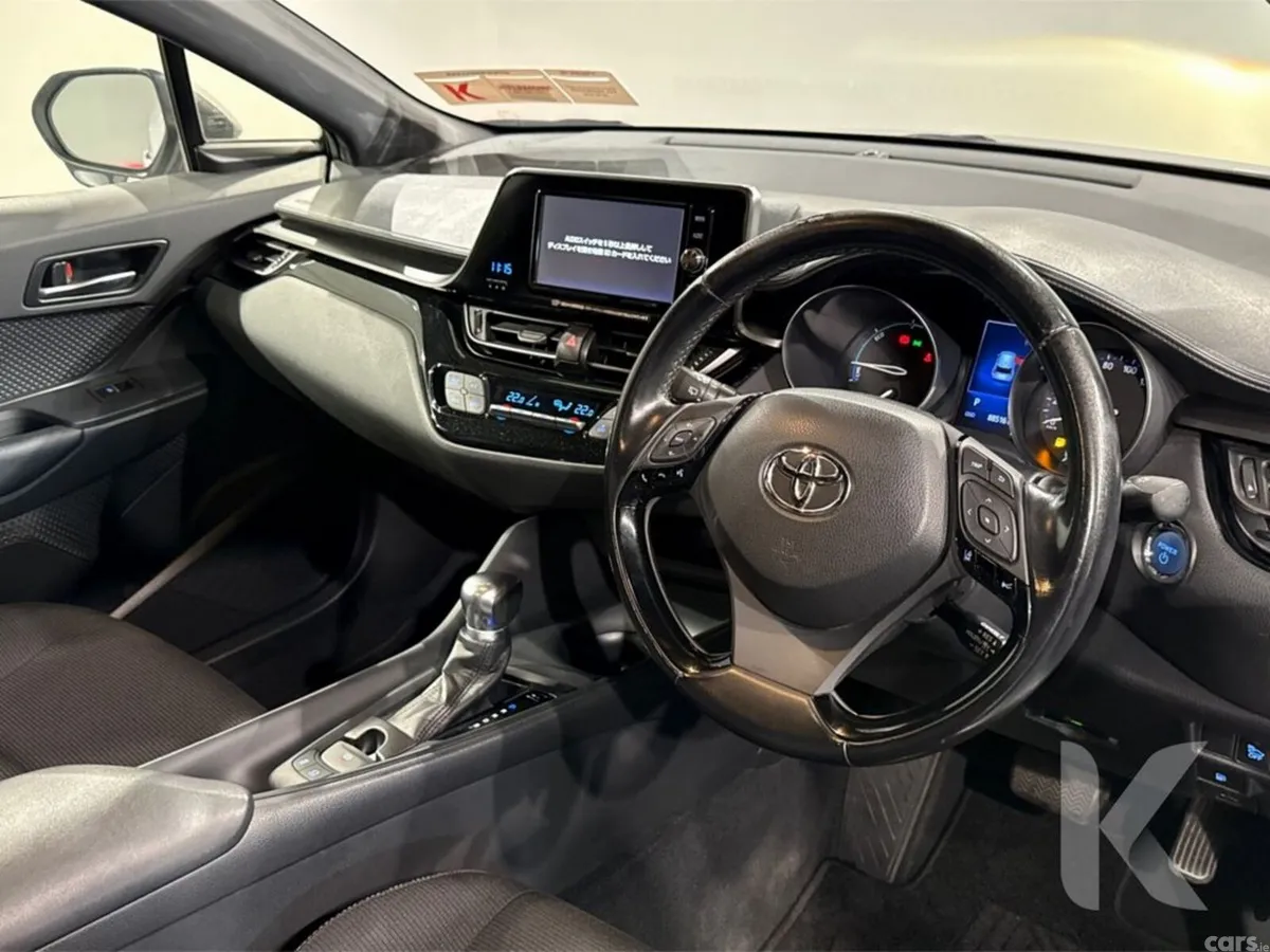Toyota C-HR SUV, Petrol Hybrid, 2017, Silver