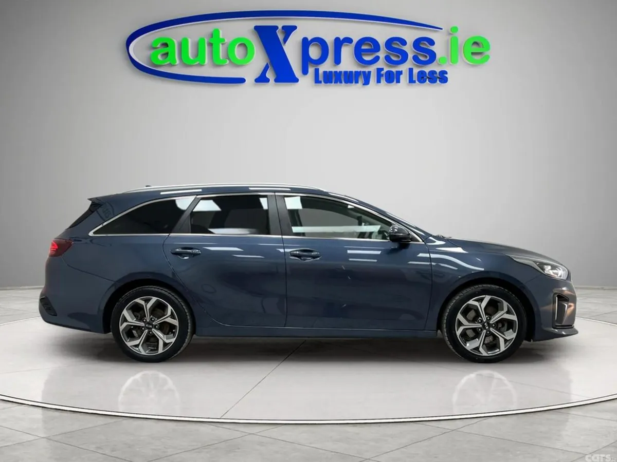 Kia Ceed Estate, Petrol Plug-in Hybrid, 2021, Blue
