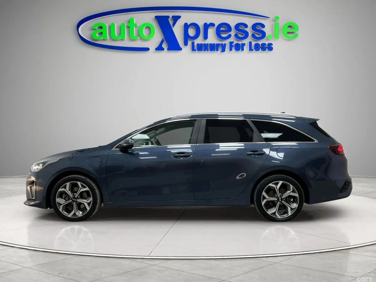 Kia Ceed Estate, Petrol Plug-in Hybrid, 2021, Blue