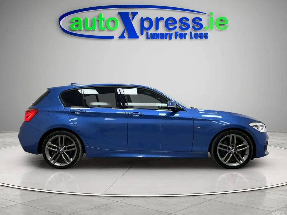 BMW 1-Series Hatchback, Diesel, 2017, Blue