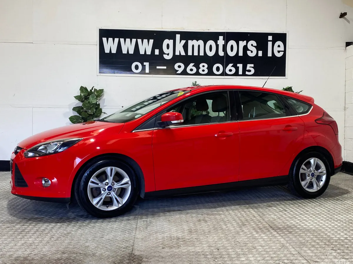 Ford Focus Hatchback, Diesel, 2013, Red