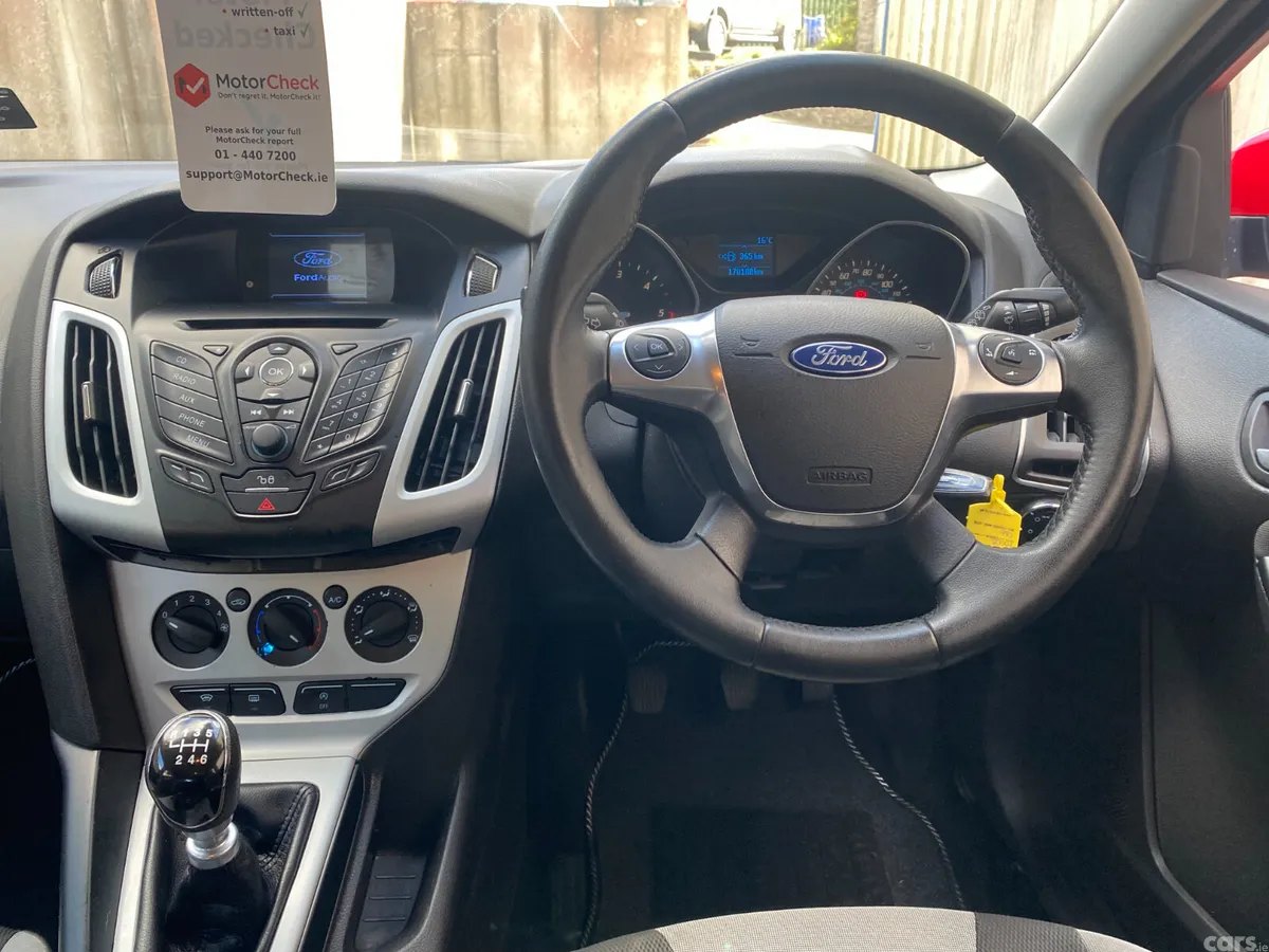 Ford Focus Hatchback, Diesel, 2013, Red