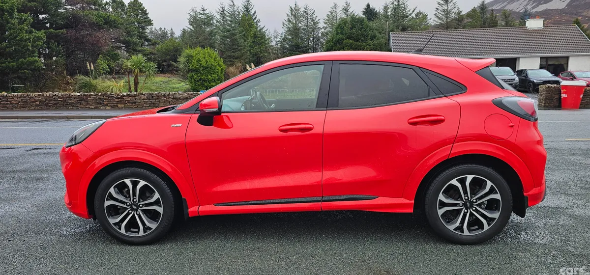 Ford Puma MPV, Petrol Hybrid, 2021, Red
