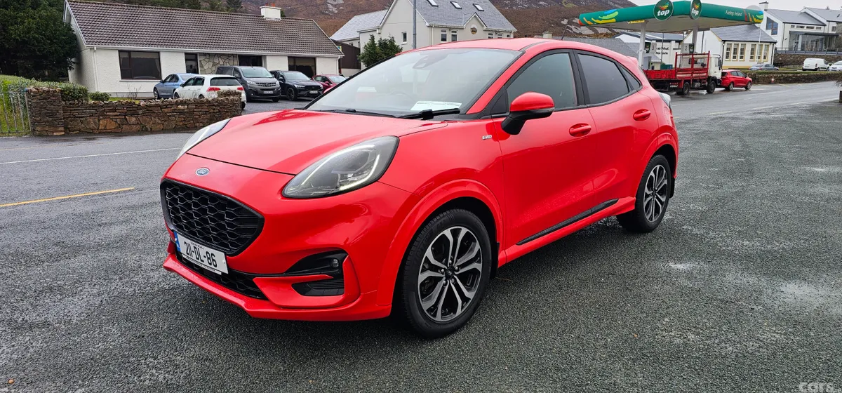 Ford Puma MPV, Petrol Hybrid, 2021, Red