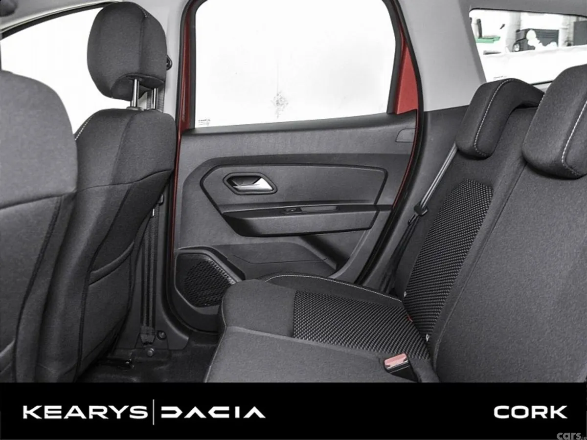 Dacia Duster SUV, Diesel, 2021, Red