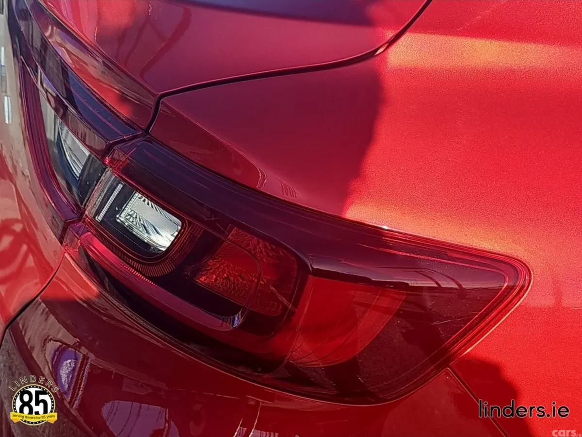 Renault Arkana Hatchback, Petrol, 2023, Red