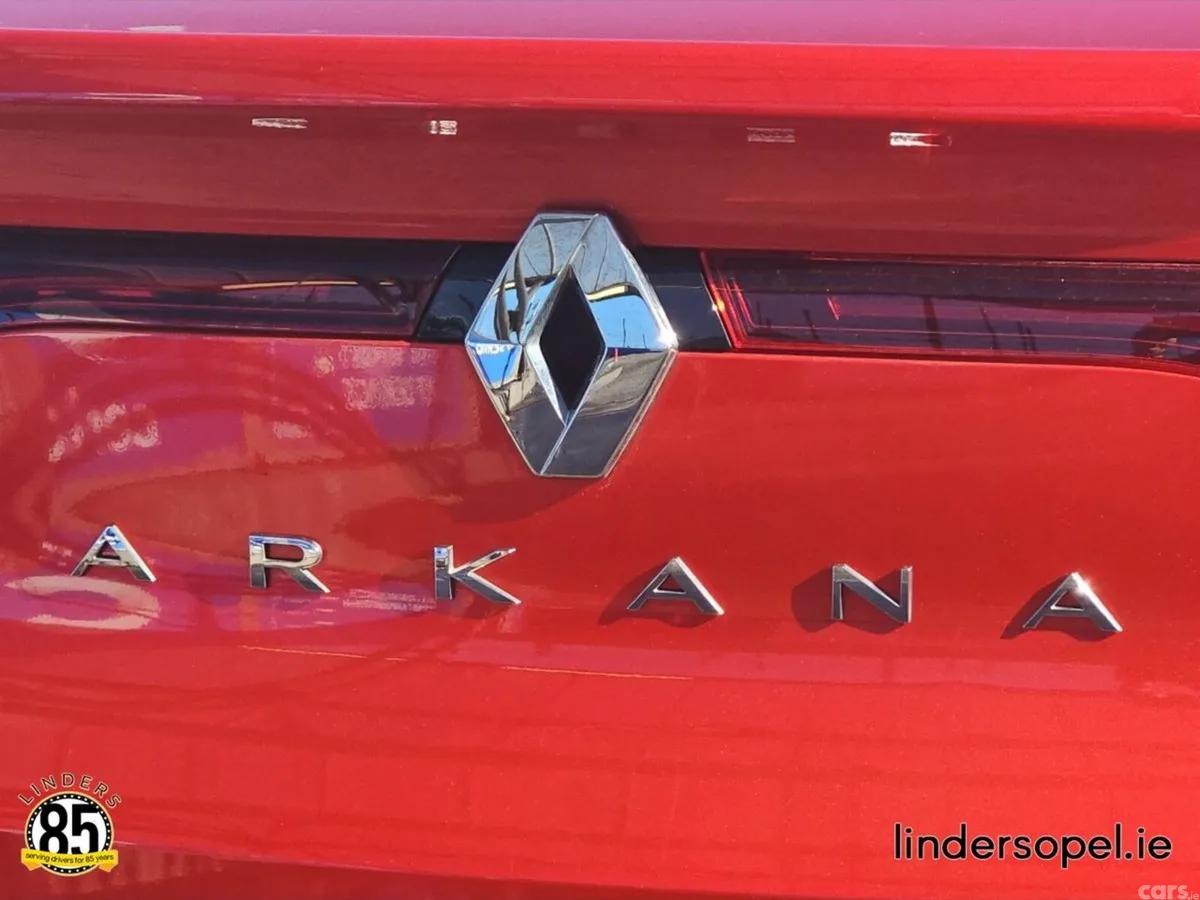 Renault Arkana Hatchback, Petrol, 2023, Red