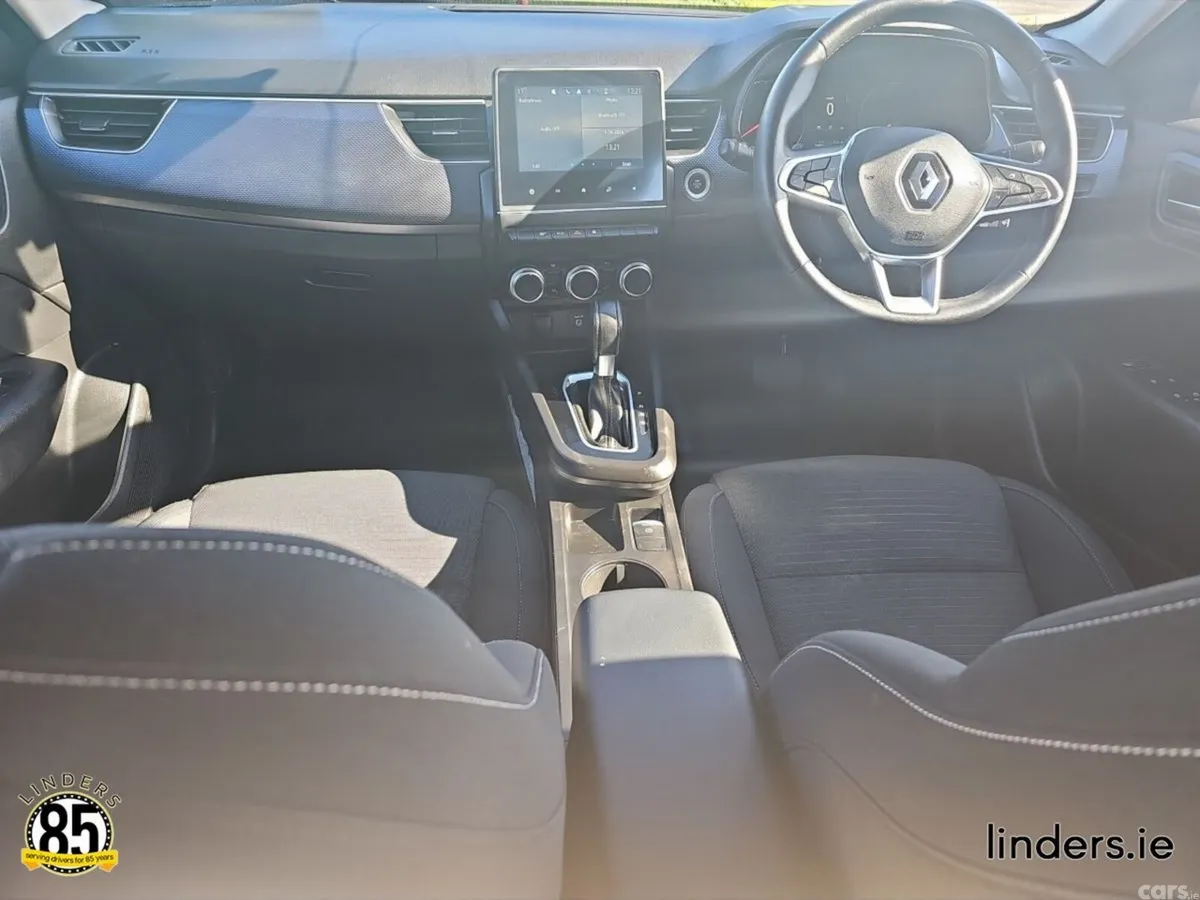 Renault Arkana Hatchback, Petrol, 2023, Red