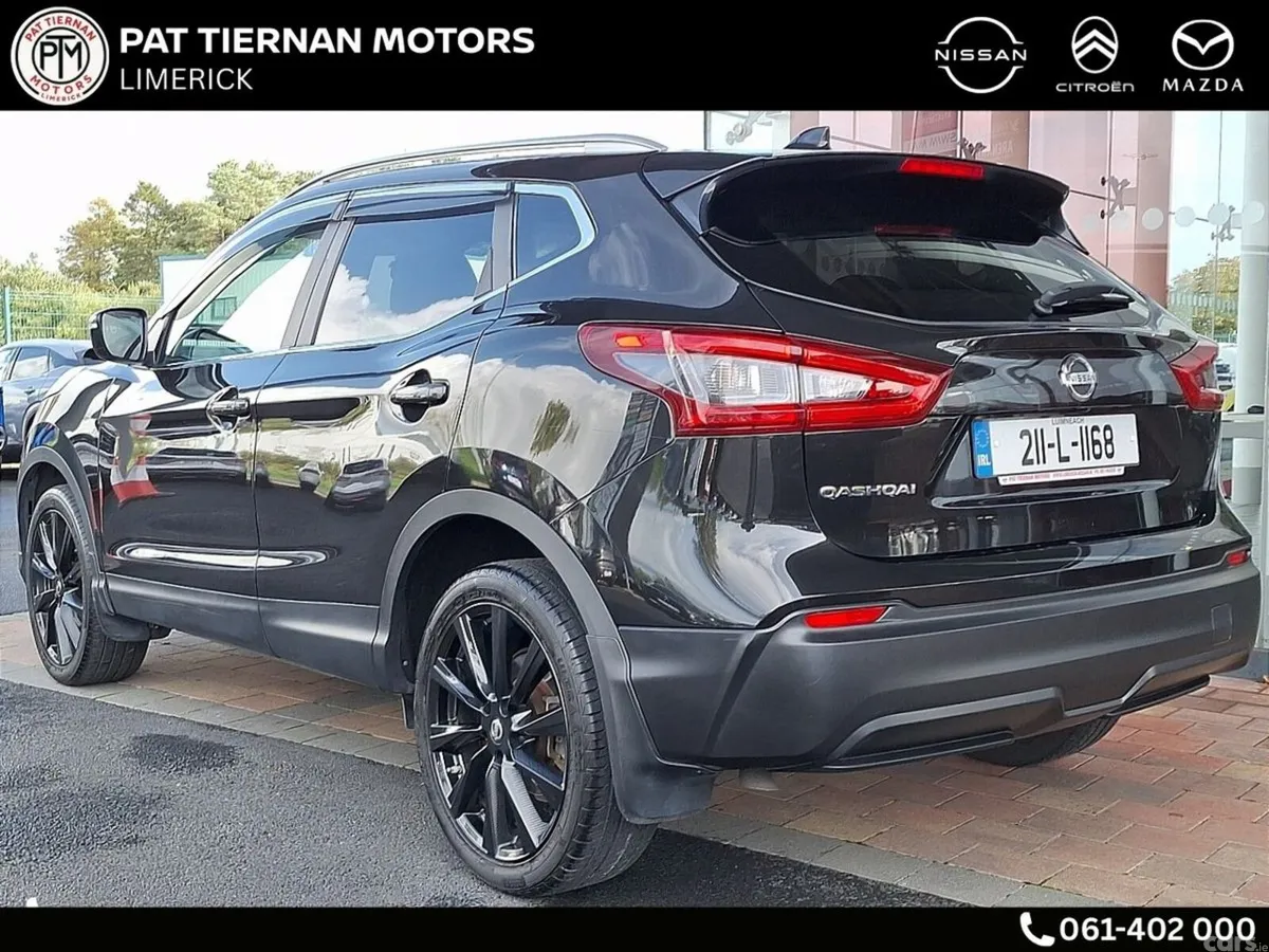 Nissan Qashqai MPV, Petrol, 2021, Black