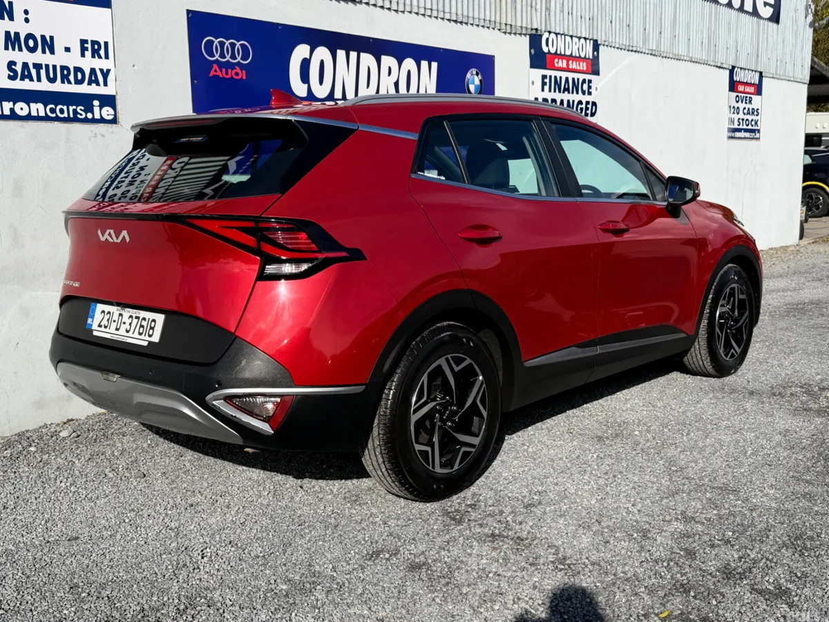Kia Sportage SUV, Diesel, 2023, Red
