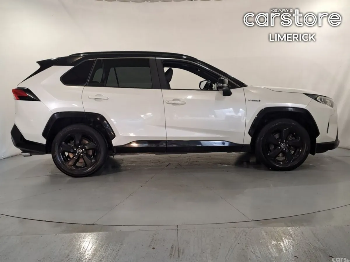 Toyota RAV4 SUV, Petrol Hybrid, 2019, White
