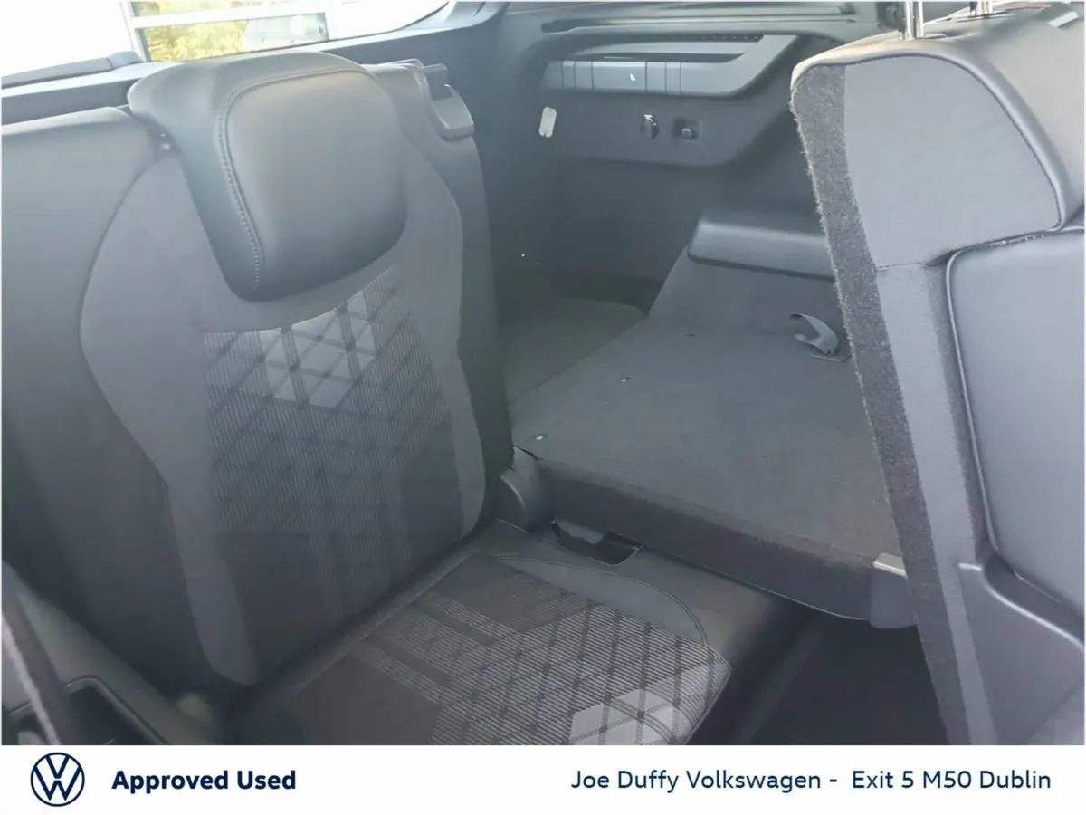 Volkswagen Tayron Estate, Diesel, 2026, Grey