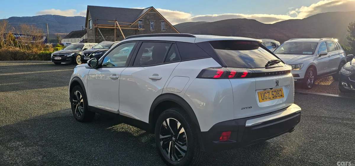 Peugeot 2008 SUV, Diesel, 2021, White