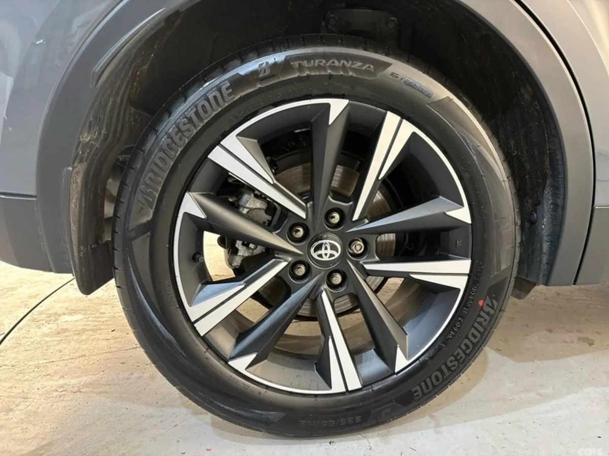 Toyota C-HR SUV, Petrol Hybrid, 2026, Grey