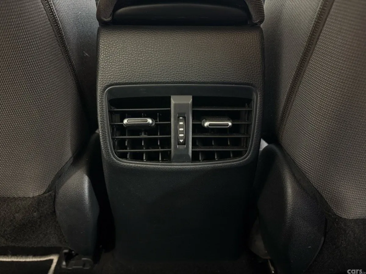 Toyota Corolla Saloon, Petrol Hybrid, 2020, Silver