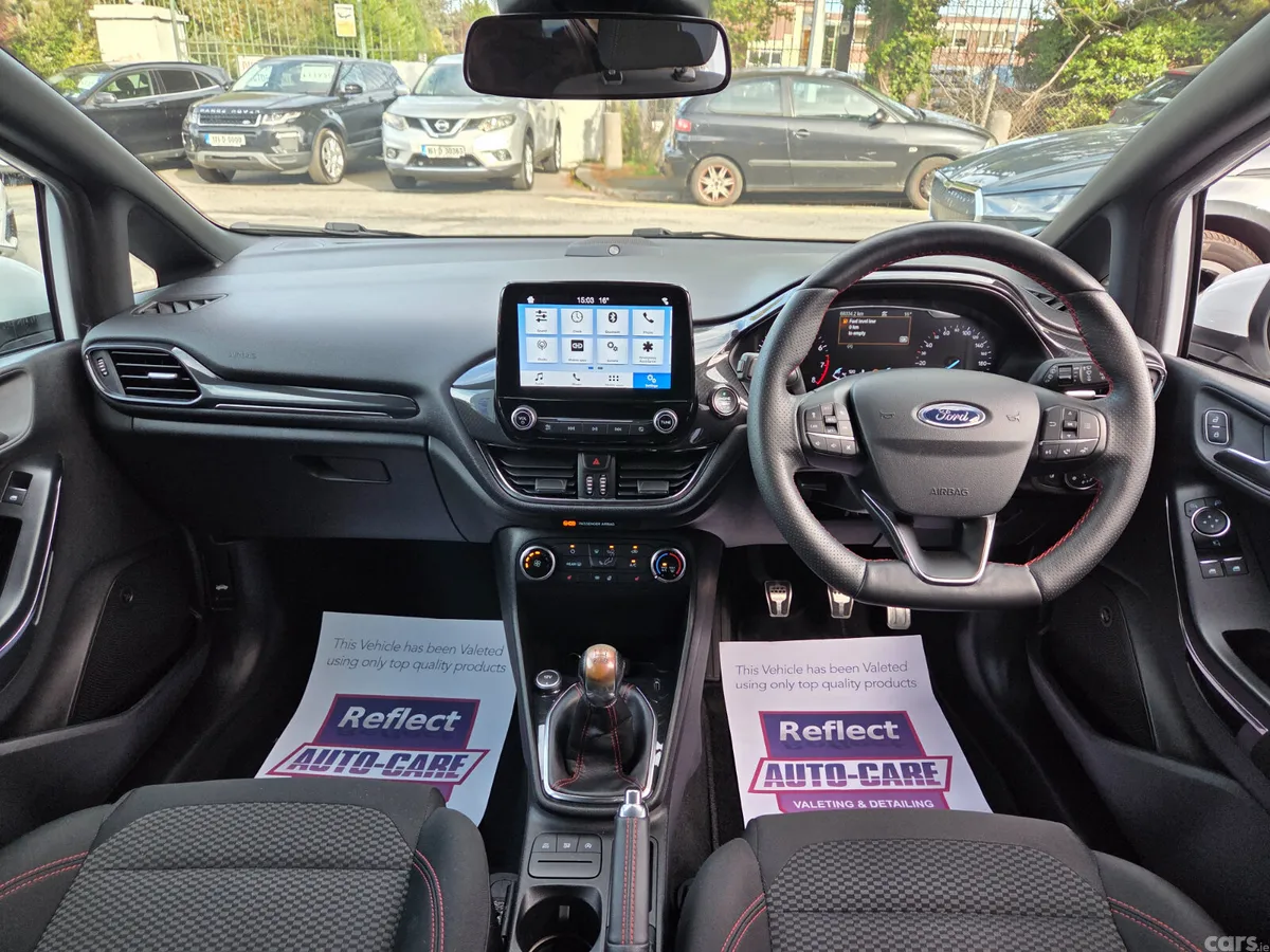 Ford Fiesta Hatchback, Petrol, 2018, White
