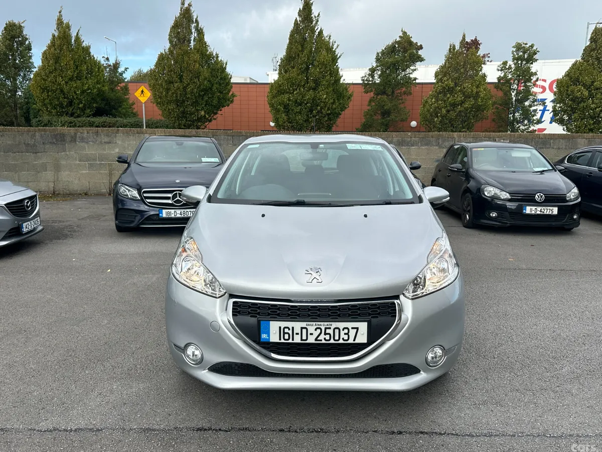 Peugeot 208 Hatchback, Diesel, 2016, Grey