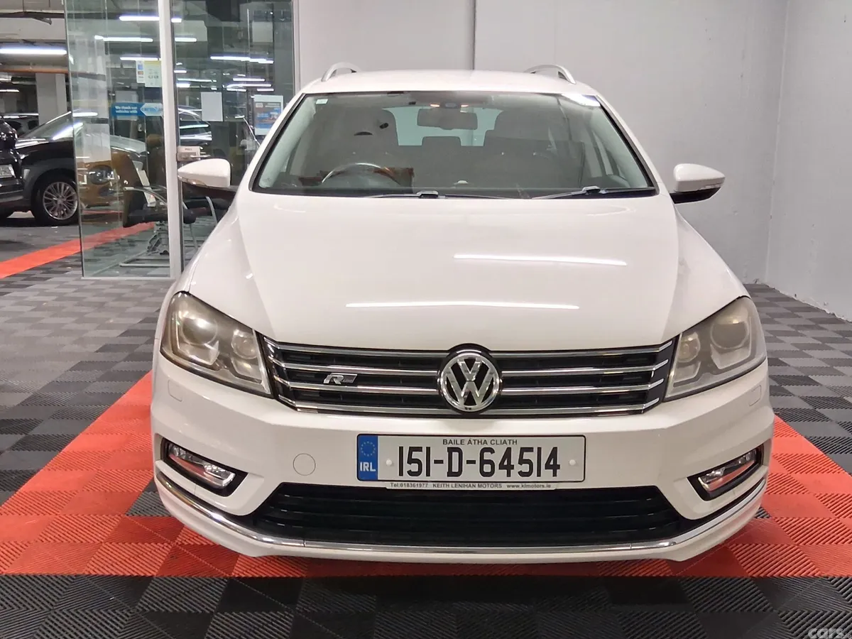 Volkswagen Passat Estate, Petrol, 2015, White