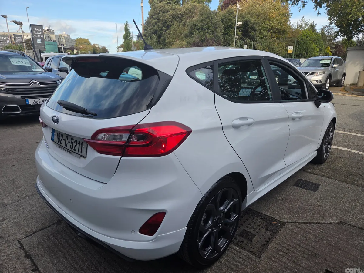 Ford Fiesta Hatchback, Petrol, 2018, White