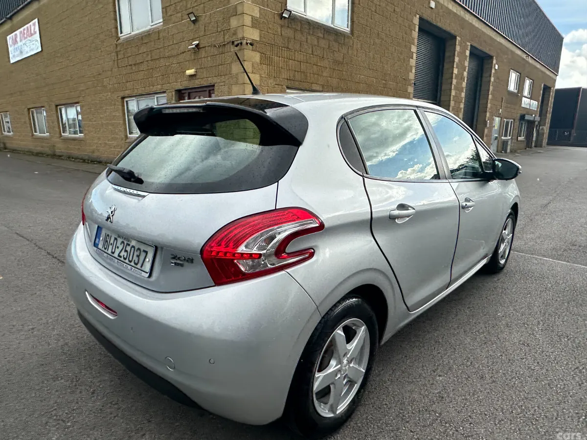 Peugeot 208 Hatchback, Diesel, 2016, Grey