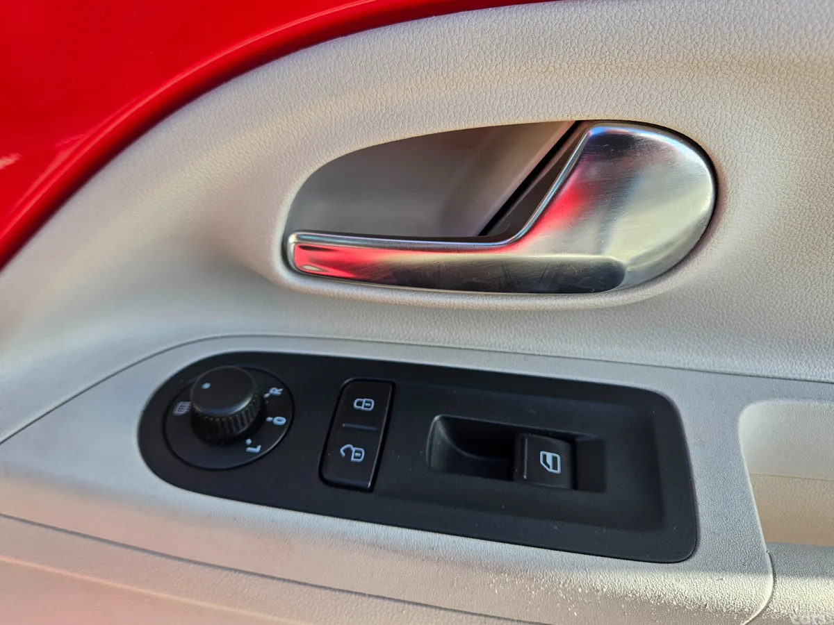 Volkswagen up! Hatchback, Petrol, 2013, Red