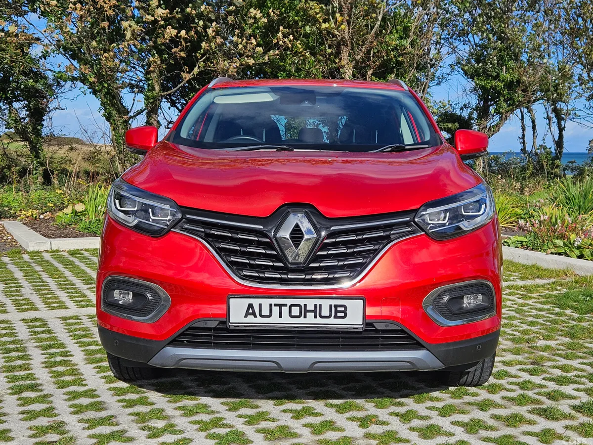 Renault Kadjar SUV, Petrol, 2021, Red