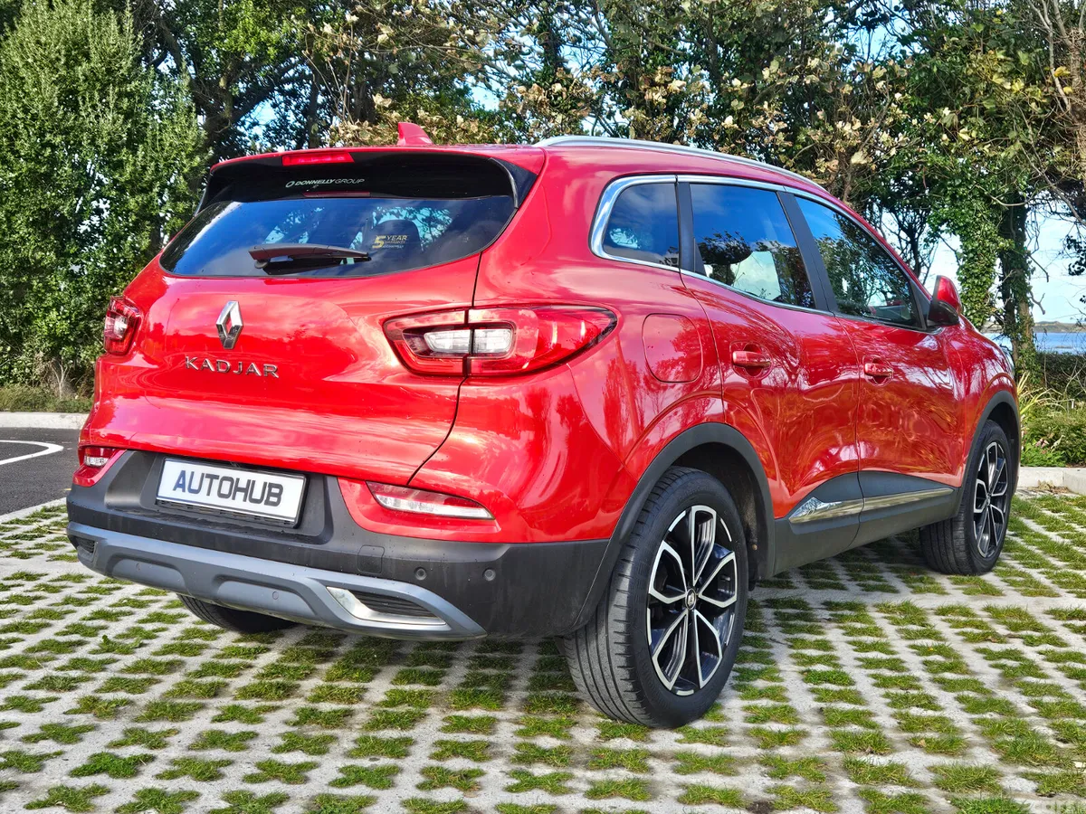 Renault Kadjar SUV, Petrol, 2021, Red