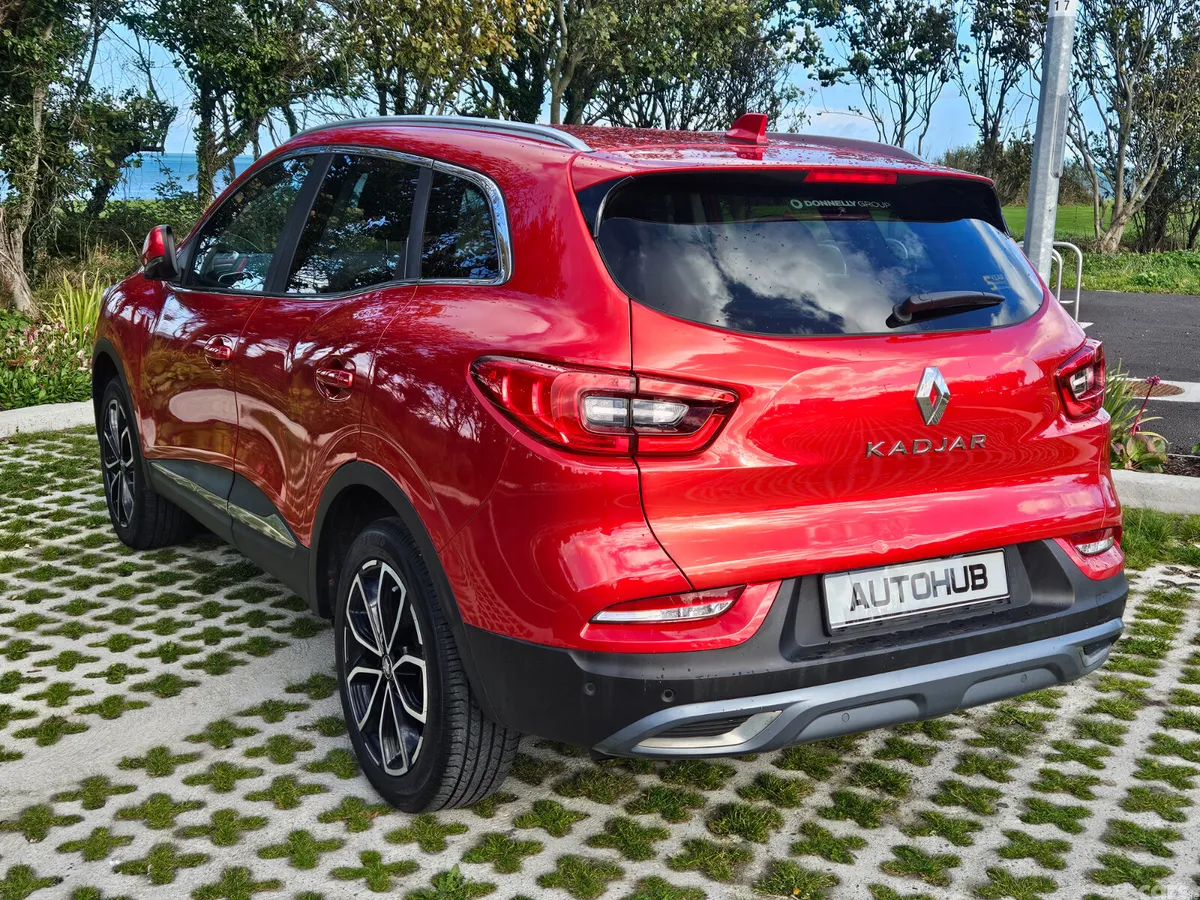 Renault Kadjar SUV, Petrol, 2021, Red