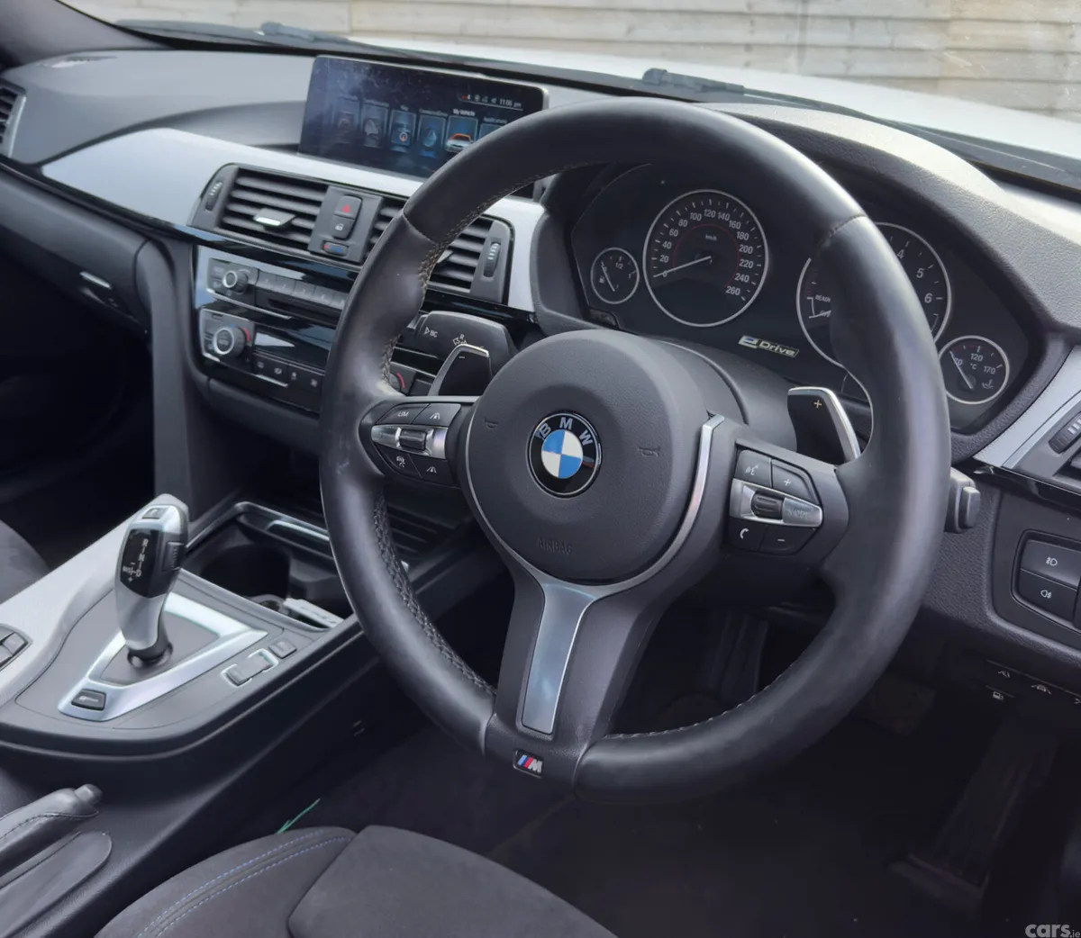 BMW 3-Series Saloon, Petrol, 2016, White