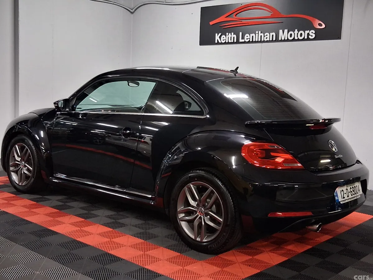 Volkswagen Beetle Hatchback, Petrol, 2012, Black